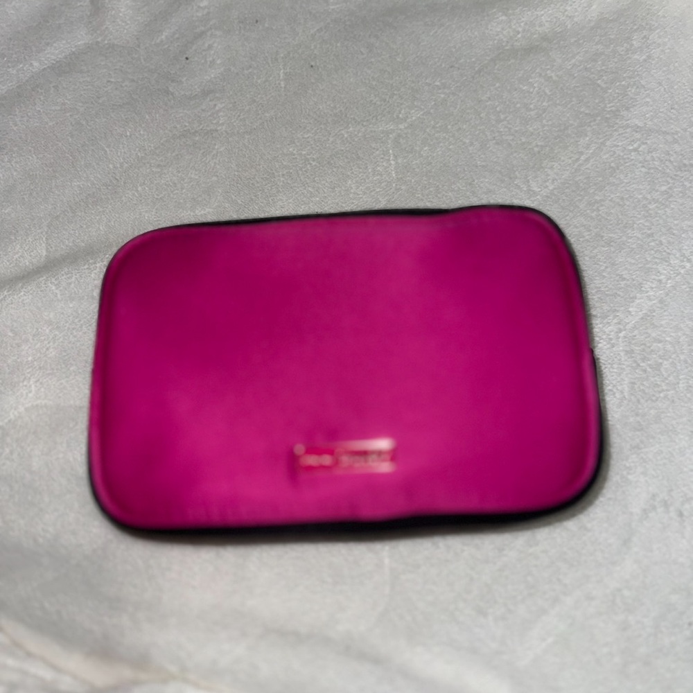 Prada Candy Fuchsia Accessory - Picture 2 of 7